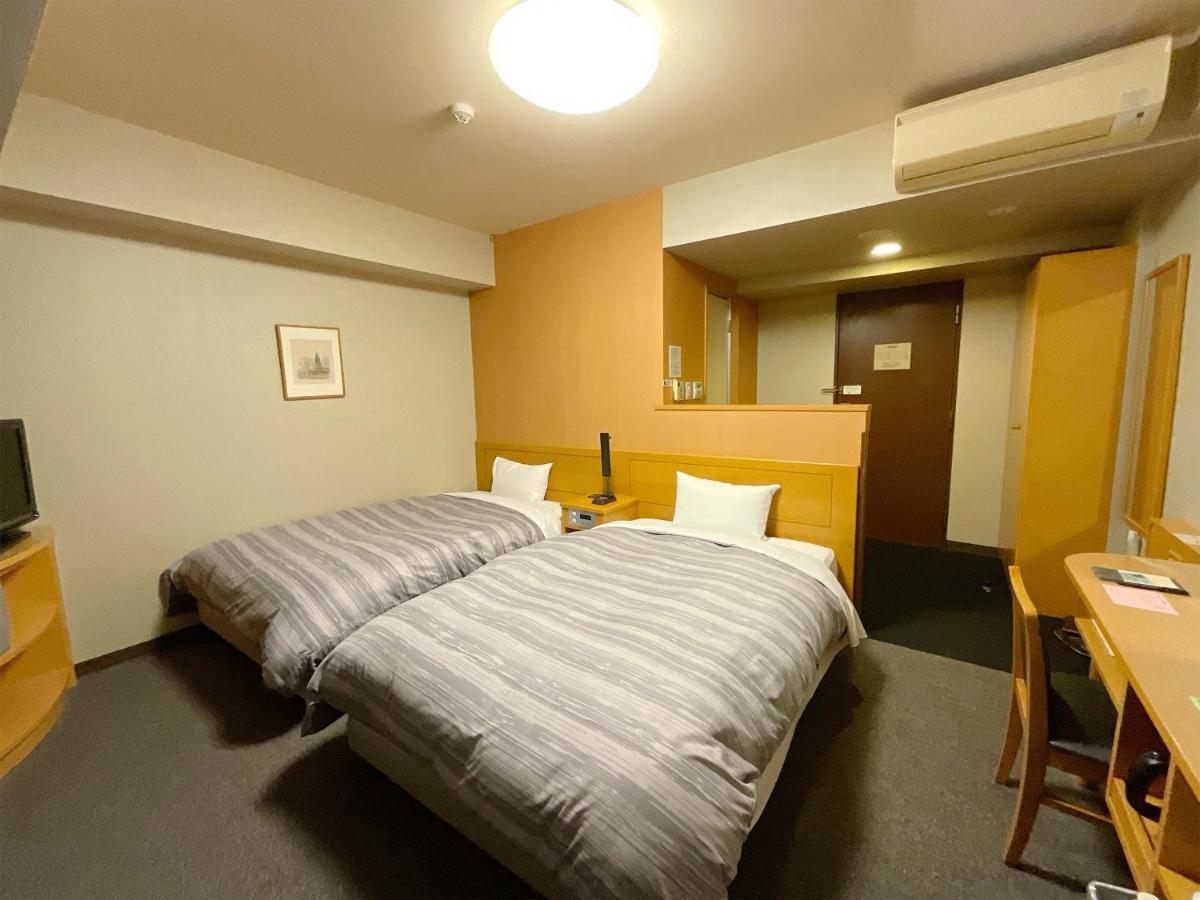 Hotel Route-Inn Aizuwakamatsu Exteriör bild